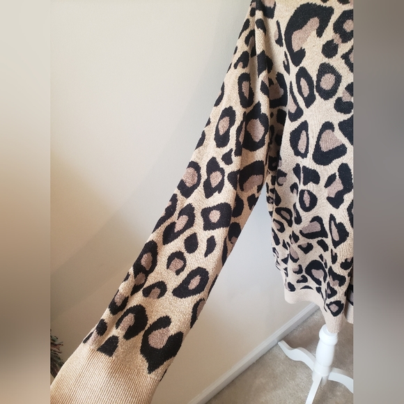 Leopard print sweater - Picture 4 of 4